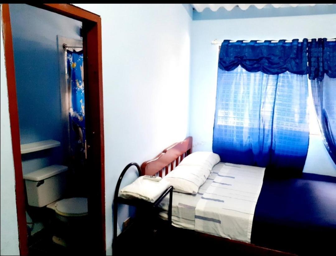 Hostal Aruba Atacames Room photo